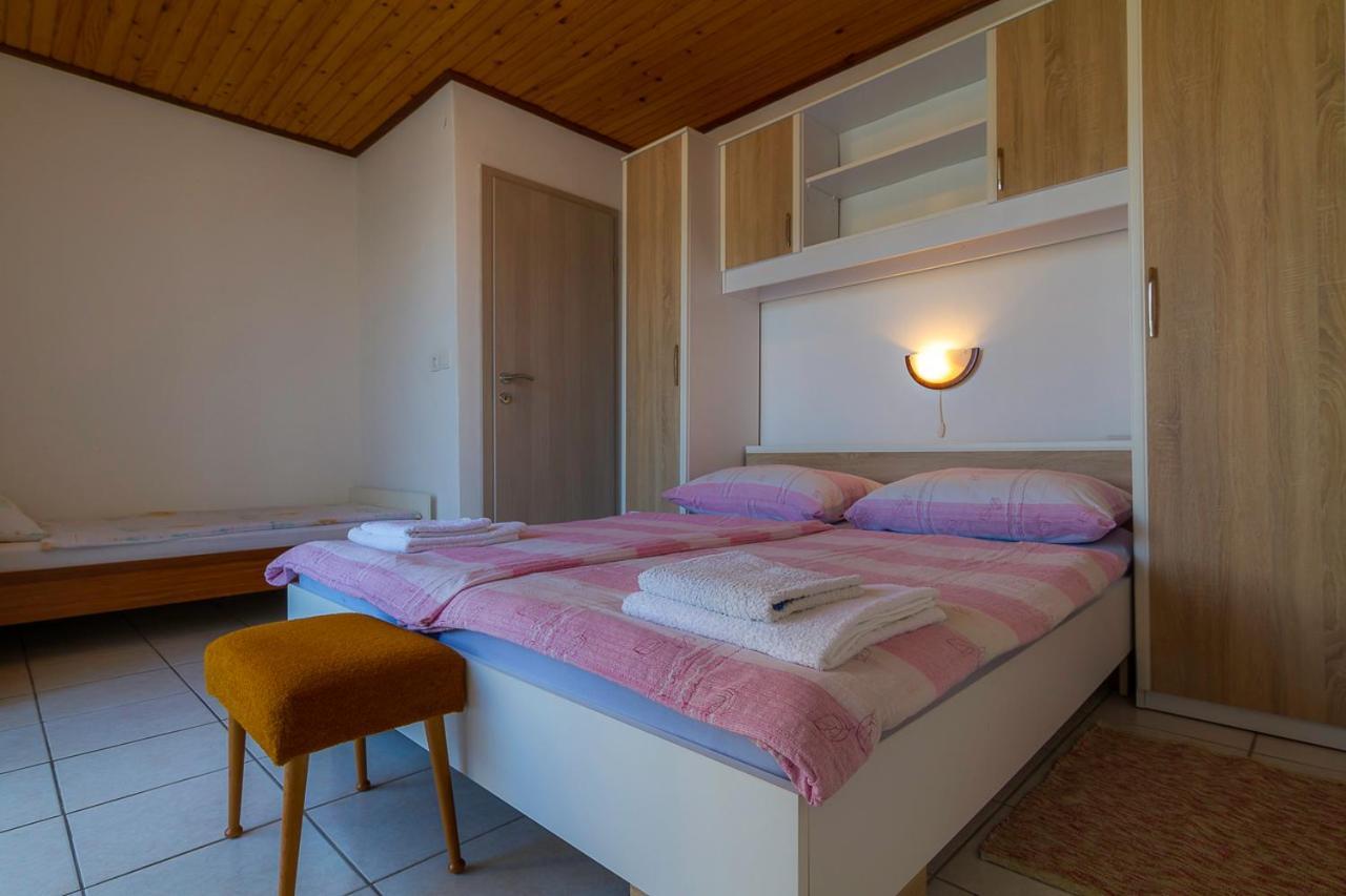 Apartment Tariba Supetarska Draga