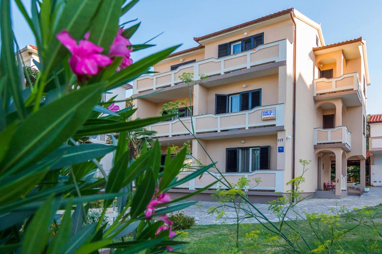 Apartment Tariba