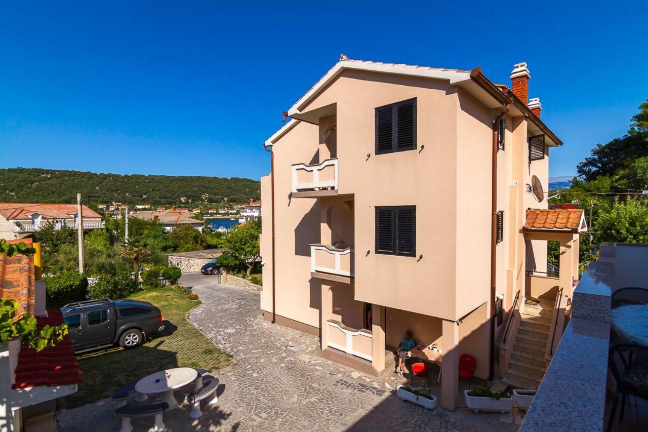 Apartment Tariba