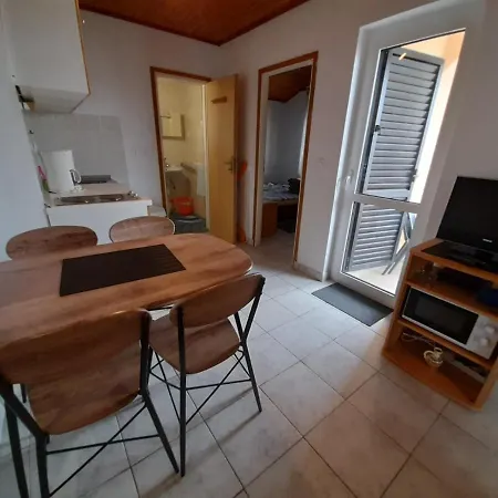 Apartment Tariba Supetarska Draga Exterior photo