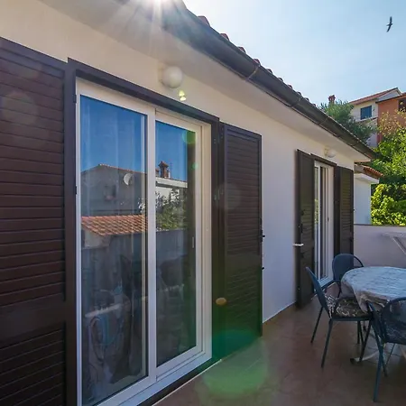 Apartment Tariba Supetarska Draga Exterior photo